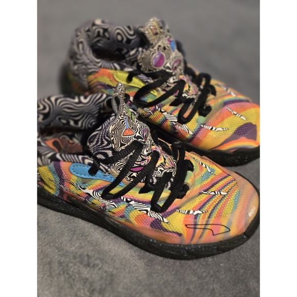 Size 13 C Puma Melo Ball Dexter's Laboratory x MB.03 Jr Athletic Shoes 379331 01 - Picture 8 of 11